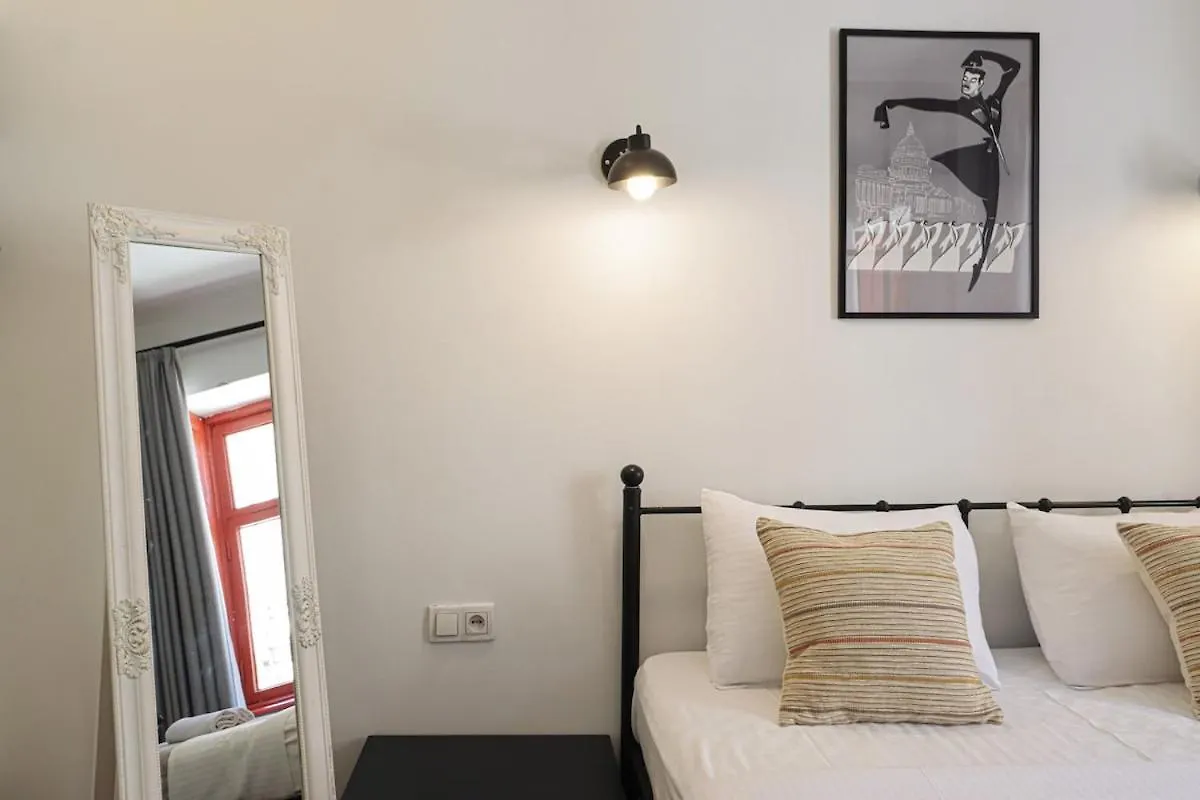 Apartment Unique Modern 1 Bedroom Apt In Tbilisi By Wehost